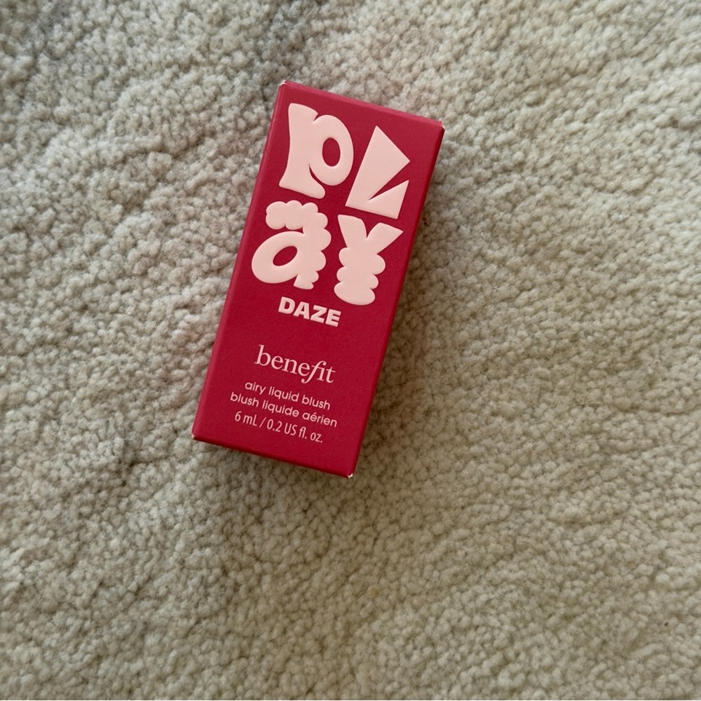 Brand new Benefit Play Daze Airy Liquid Blush in Bold Pink